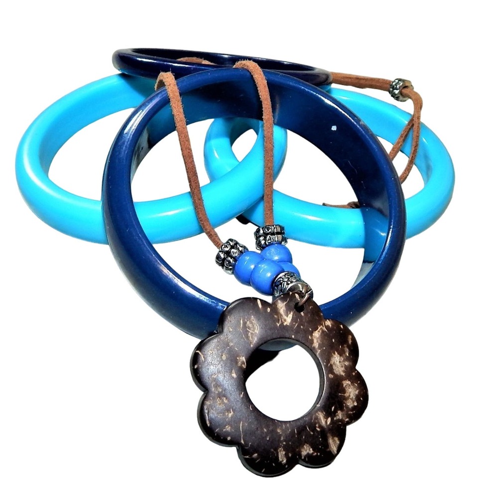 Basic Bold Blue Bangles w/Coconut Flower Necklace